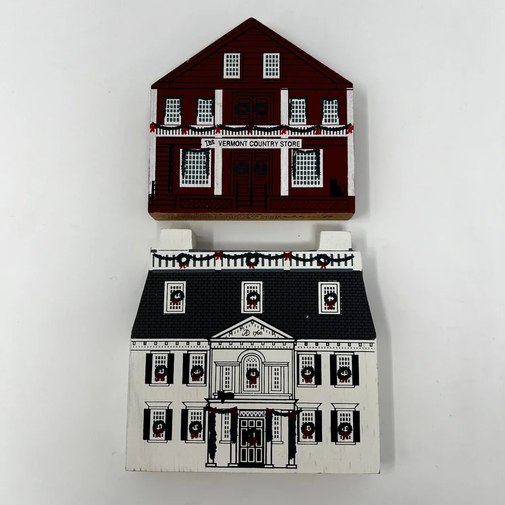 The Cats' Meow Village 1989 New England Christmas Series Shelf Sitters Set of 4
